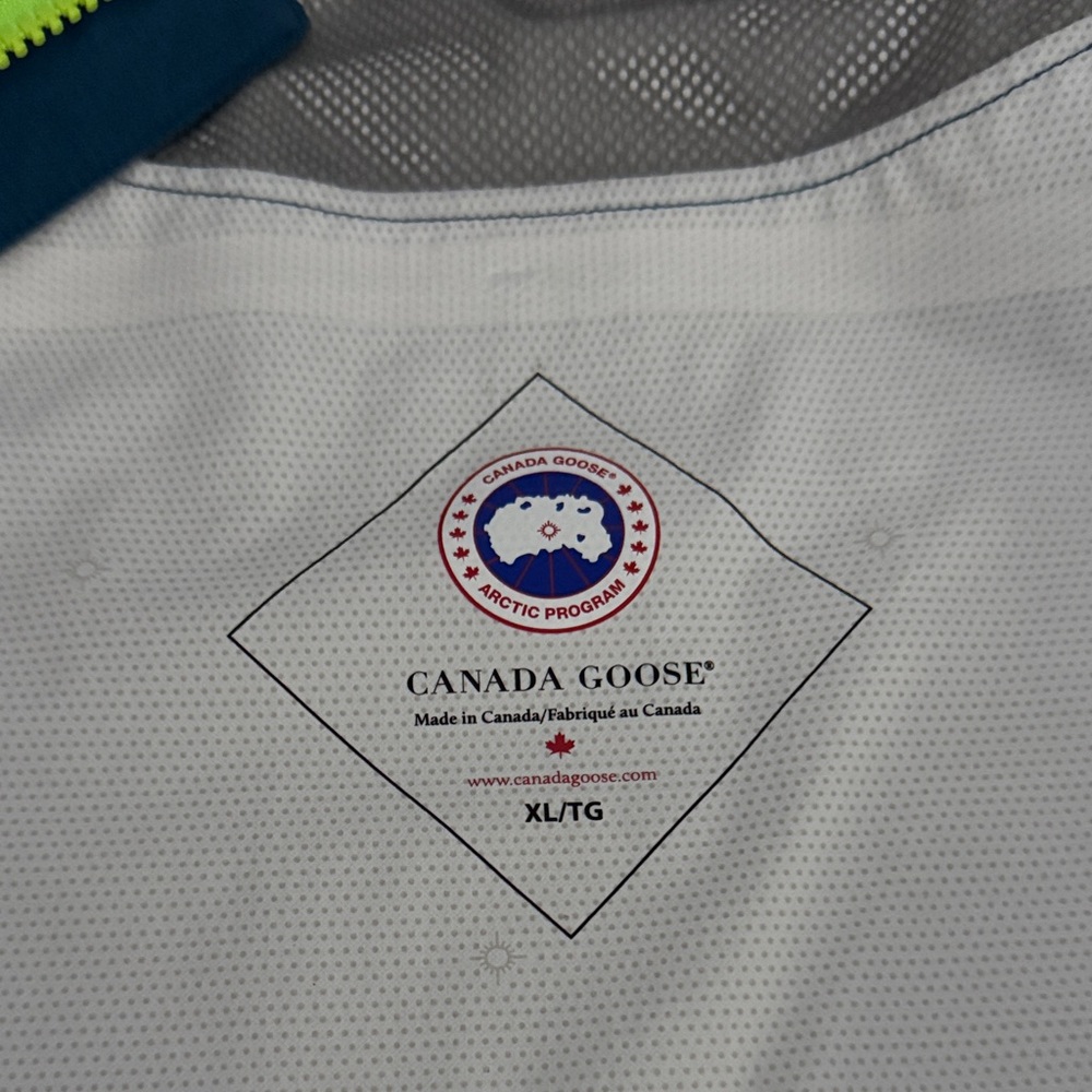 Canada Goose Teal Hooded Jacket - Picture 3 of 5